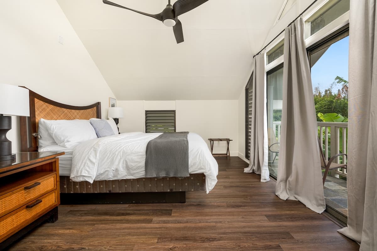 Home in Princeville · ★4.94 · 3 bedrooms · 5 beds · 2 private baths - Photo 3