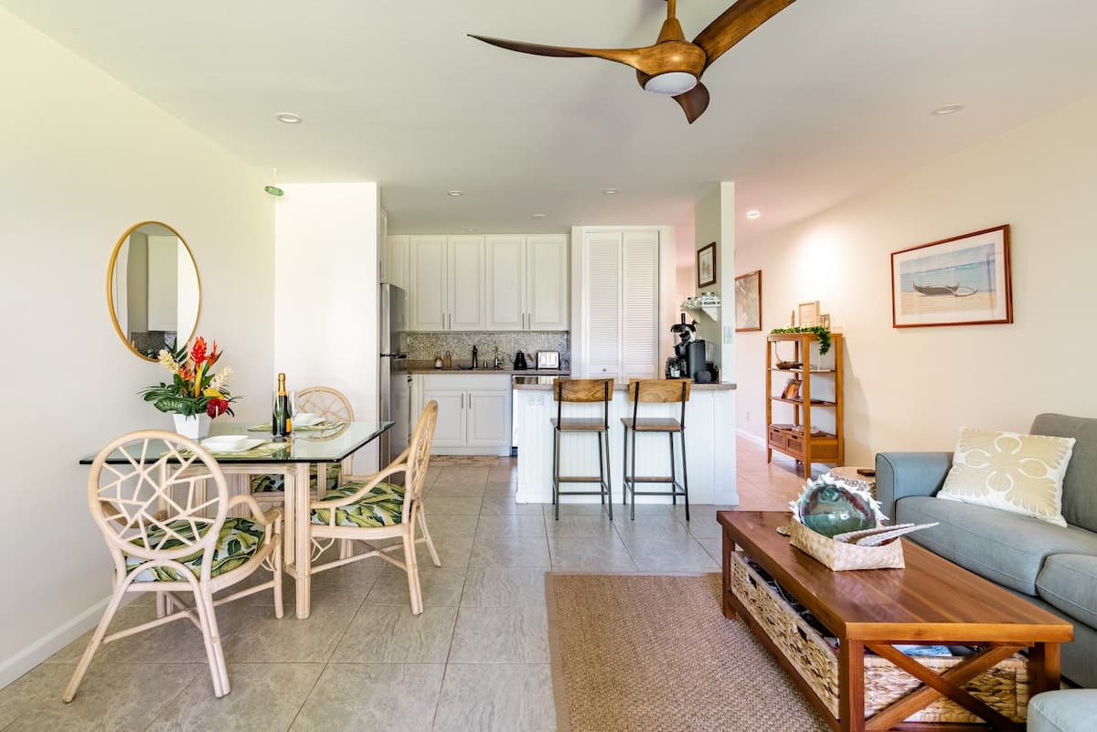 Condo in Kahuku · ★4.98 · 1 bedroom · 2 beds · 1 private bath - Photo 2