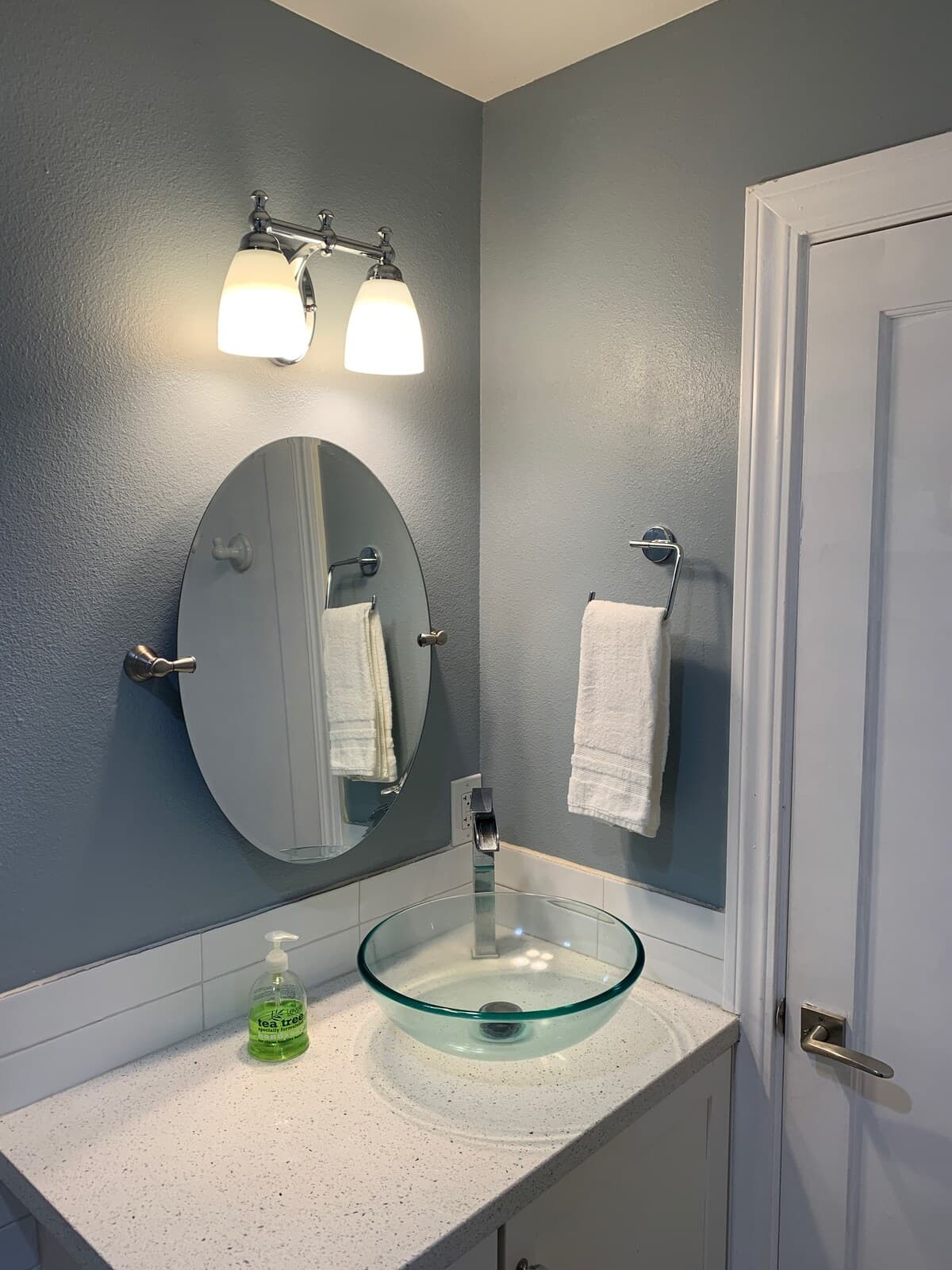 Condo in Kapaa · ★4.9 · 2 bedrooms · 2 beds · 1 private bath - Photo 4