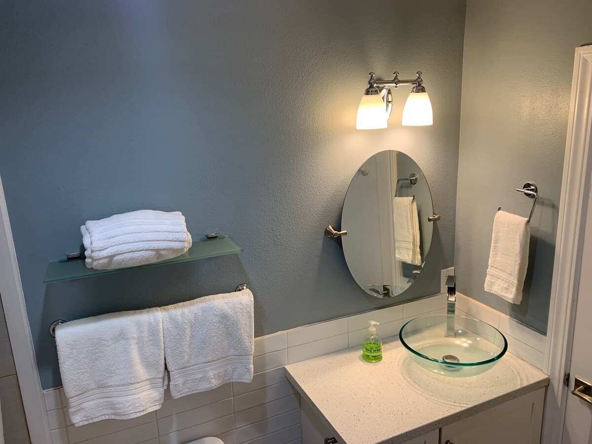 Condo in Kapaa · ★4.9 · 2 bedrooms · 2 beds · 1 private bath - Photo 5