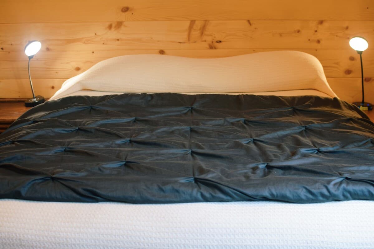 Rm #11 Private Room Queen & Single Bed Priv Bath - Photo 1