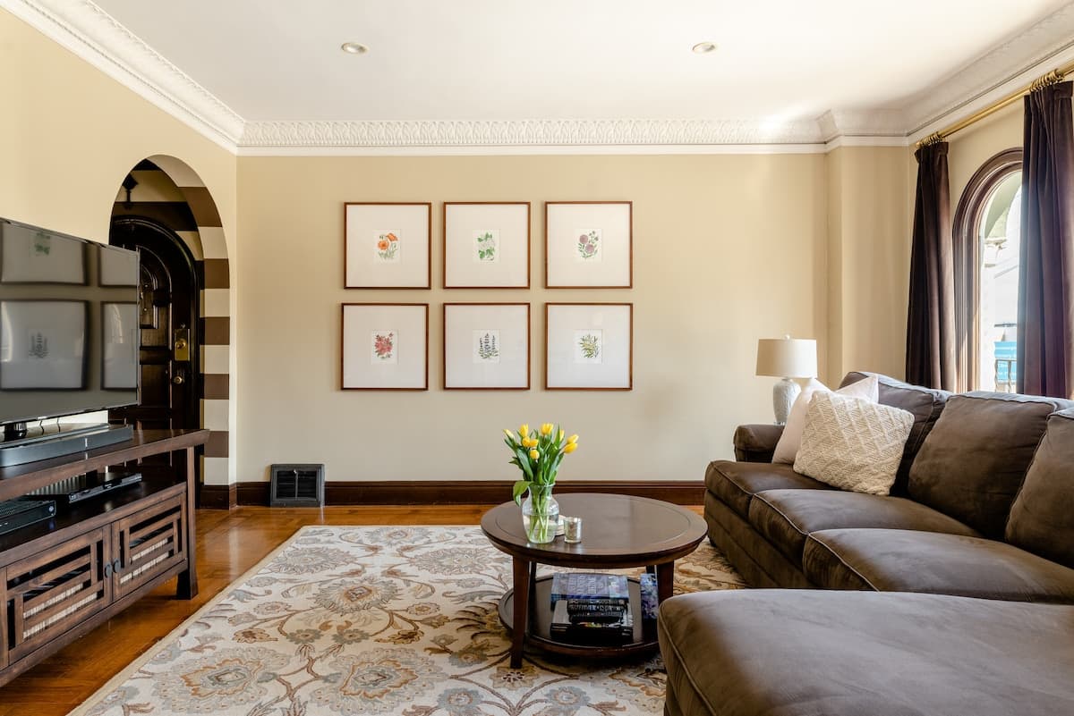 Cow Hollow Flat with Golden Gate View + Garden - Photo 4