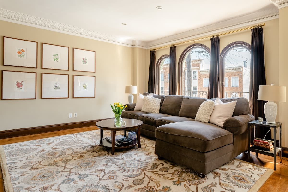 Cow Hollow Flat with Golden Gate View + Garden - Photo 5