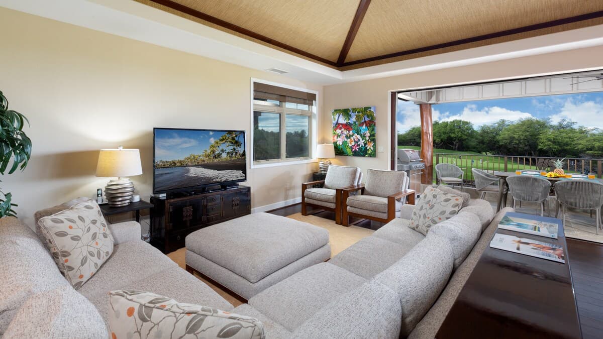 Home in Waimea · ★5.0 · 3 bedrooms · 5 beds · 3 baths - Photo 1