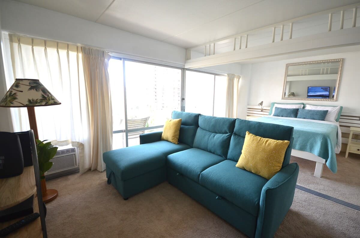 Condo in Honolulu · ★4.61 · 1 bedroom · 1 bed · 1 private bath - Photo 5