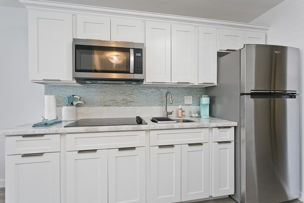 Waikiki Marina Condo - Photo 4