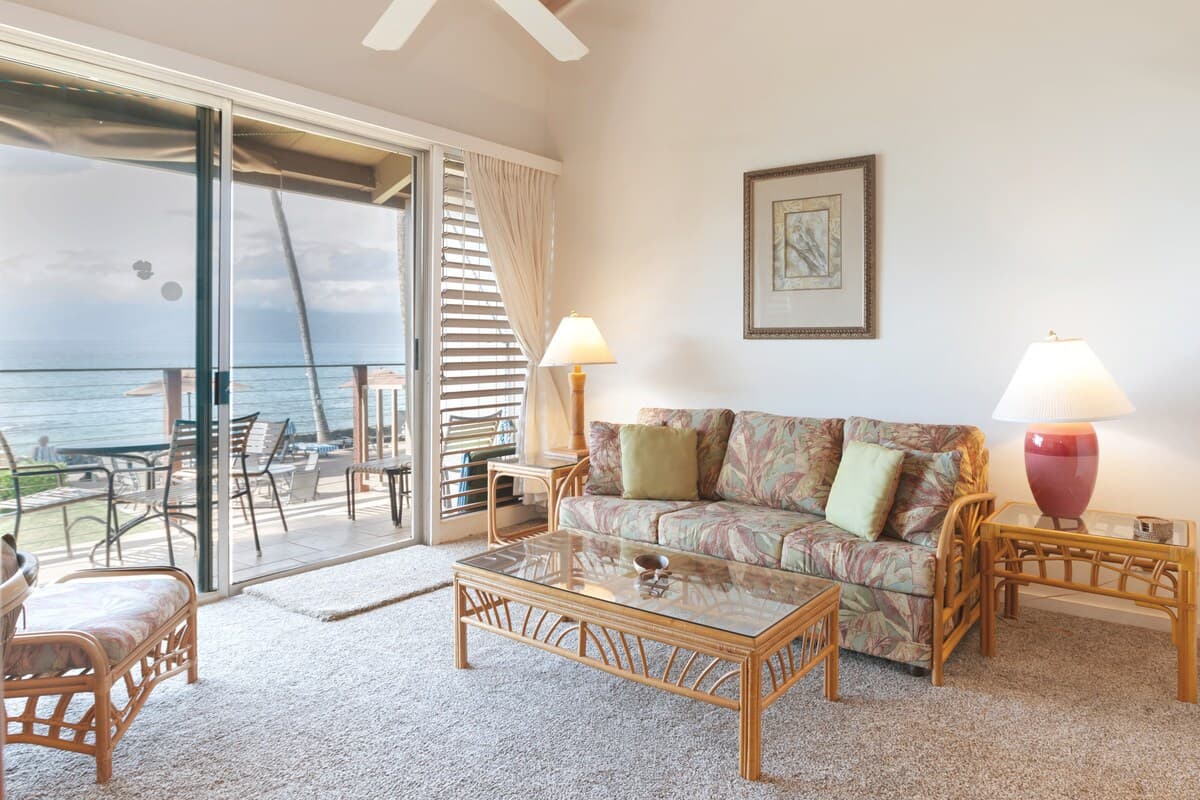 Condo in Lahaina · ★4.7 · 1 bedroom · 1 bed · 1 private bath - Photo 2