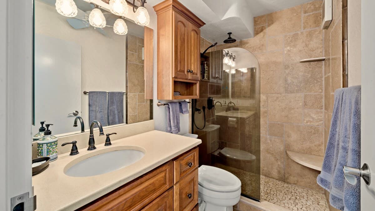 Condo in Kihei · ★4.99 · 1 bedroom · 1 bed · 1 bath - Photo 5