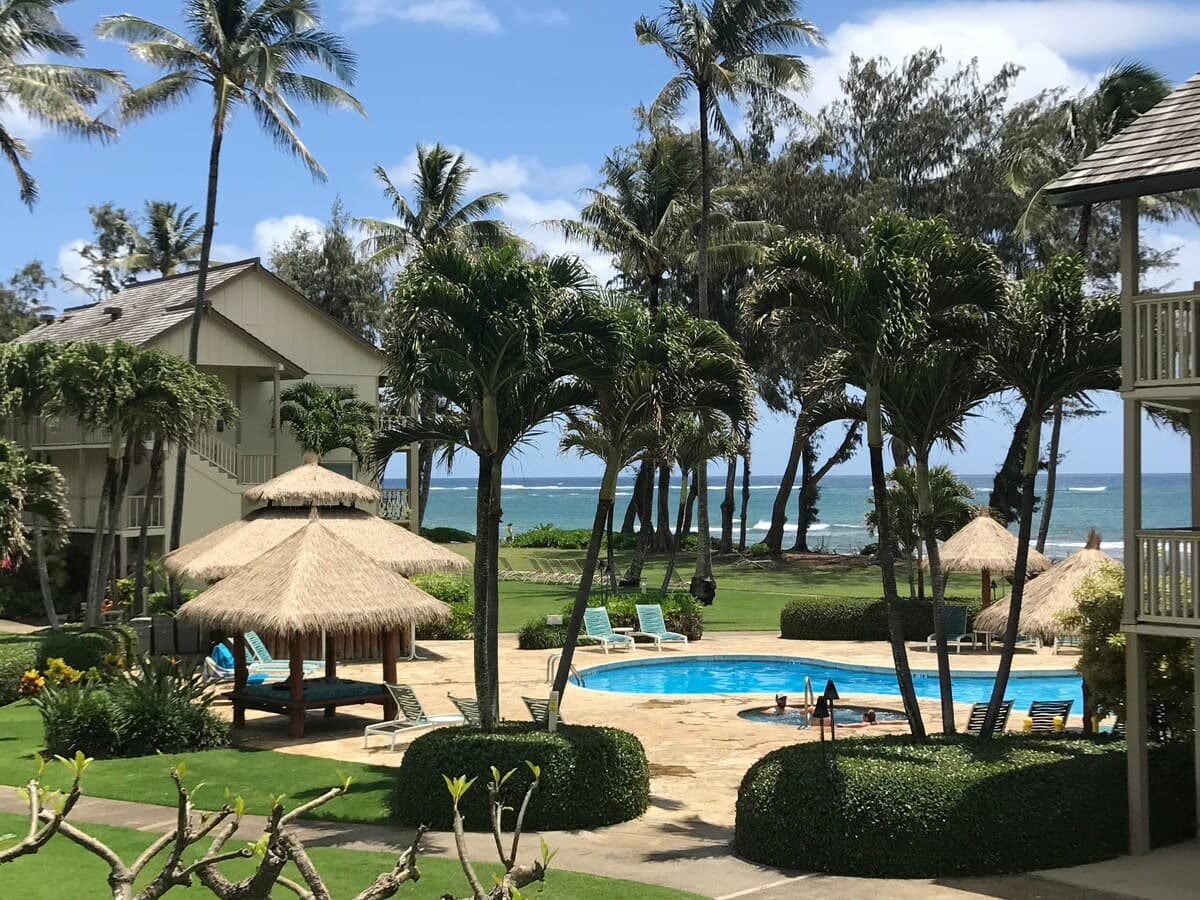 Condo in Kapaa · ★4.79 · Studio · 2 beds · 1 private bath - Photo 2