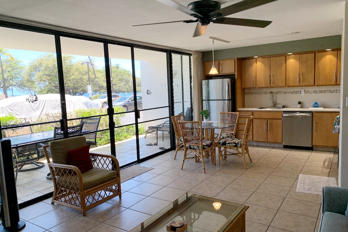 Condo in Kihei · ★4.85 · 2 bedrooms · 4 beds · 2 private baths - Photo 1