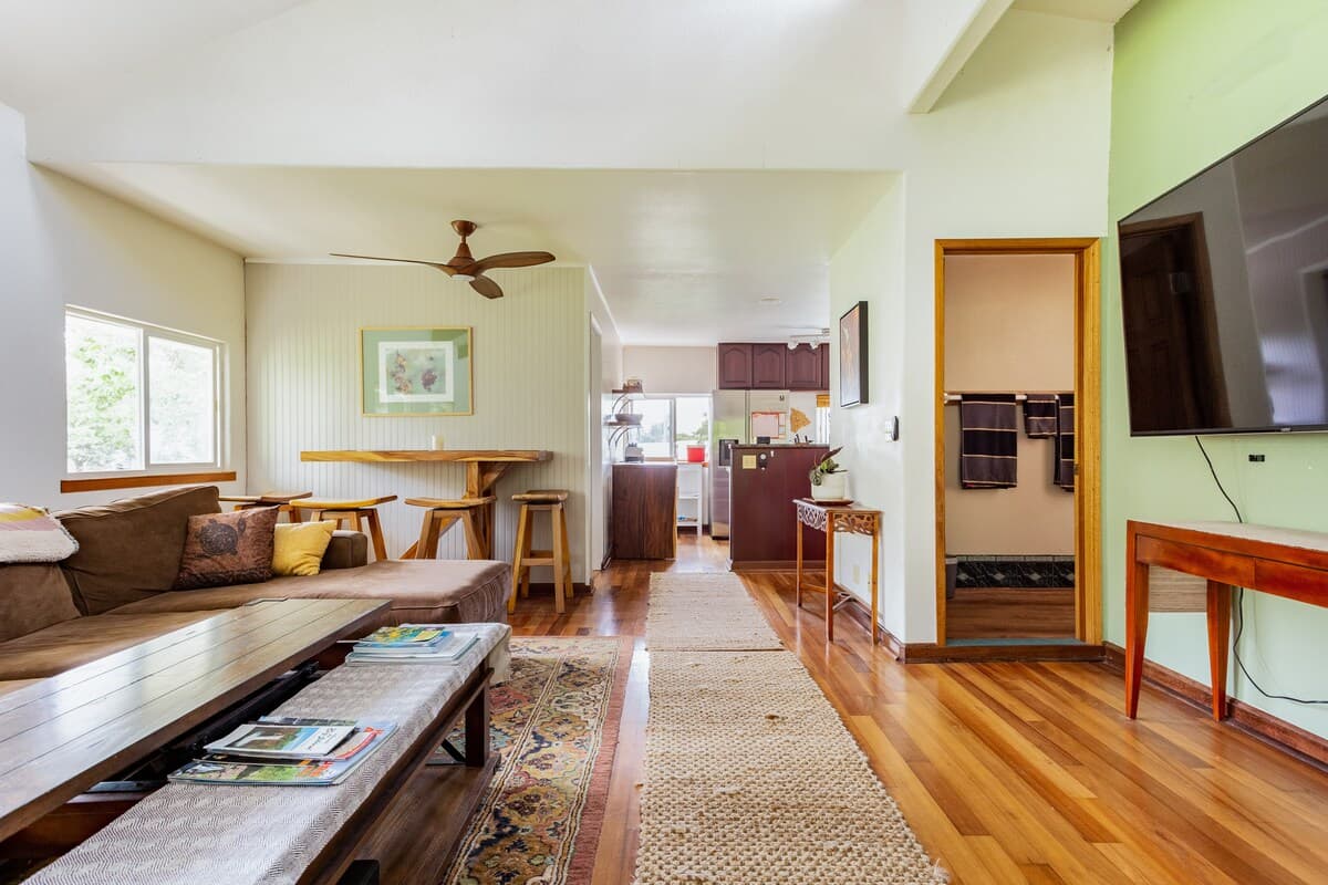 Awesome jungle view loft just 5 minutes to Hilo! - Photo 3