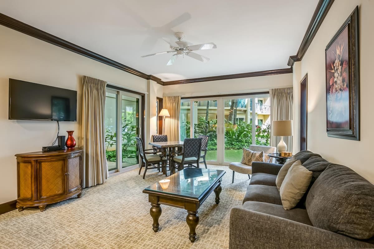 Condo in Kapaa · ★4.8 · 2 bedrooms · 3 beds · 3 baths - Photo 1