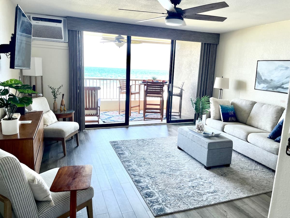 Condo in Kailua-Kona · ★4.96 · 1 bedroom · 2 beds · 1 bath - Photo 2