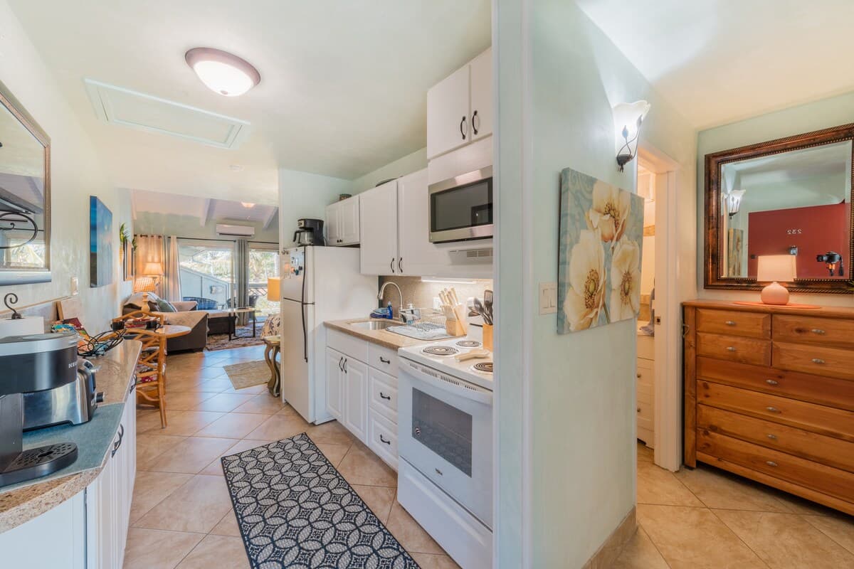 Condo in Kihei · ★4.8 · Studio · 1 bed · 1 private bath - Photo 1