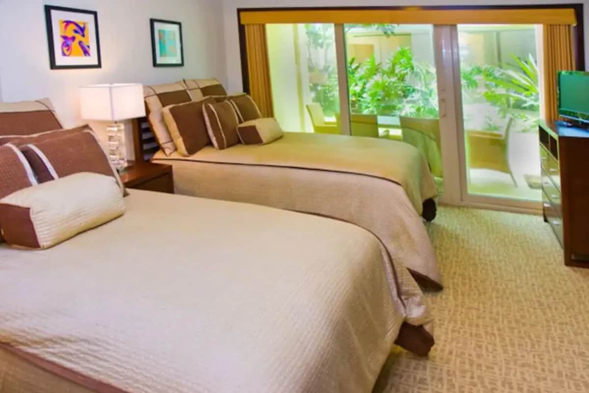 Condo in Kapaa · ★4.85 · 2 bedrooms · 3 beds · 3 baths - Photo 5