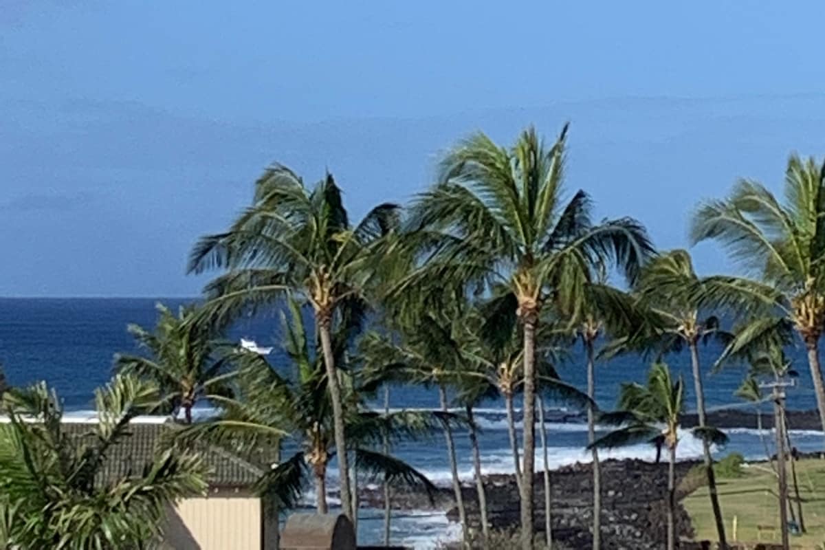 Condo in Koloa · ★4.83 · 2 bedrooms · 3 beds · 2.5 shared baths - Photo 4