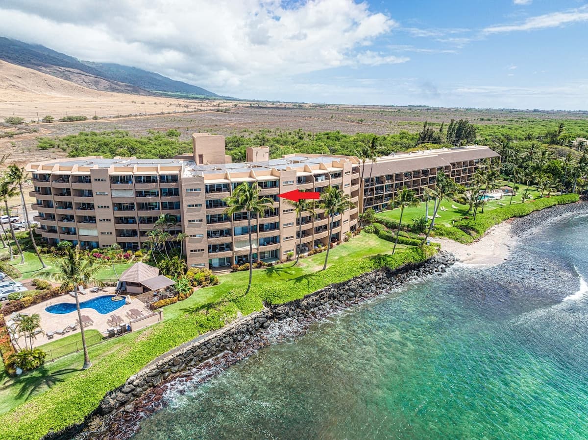 Condo in Wailuku · ★4.99 · 2 bedrooms · 3 beds · 2 baths - Photo 1