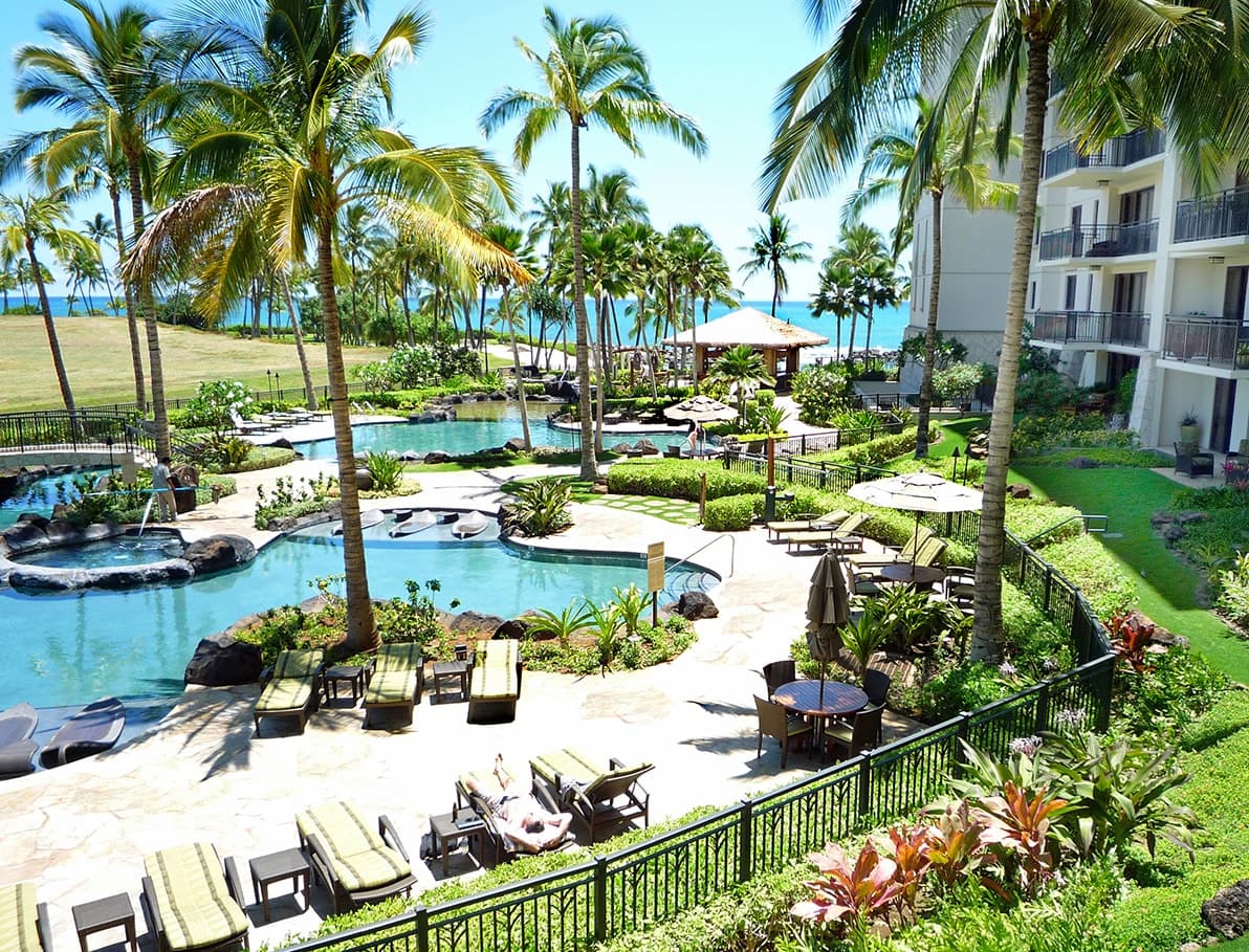 Condo in Kapolei · ★4.85 · 2 bedrooms · 4 beds · 2 private baths - Photo 1