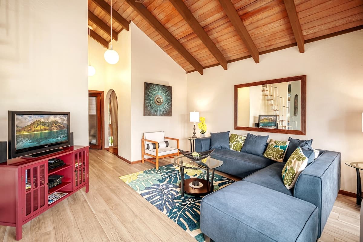 Condo in Koloa · ★4.83 · 3 bedrooms · 3 beds · 1 bath - Photo 3