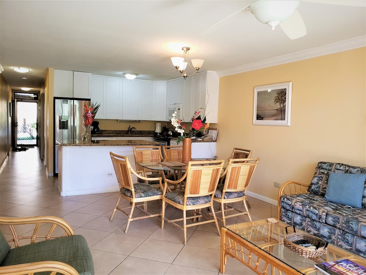 Condo in Kihei · ★4.79 · 3 bedrooms · 5 beds · 2 shared baths - Photo 3