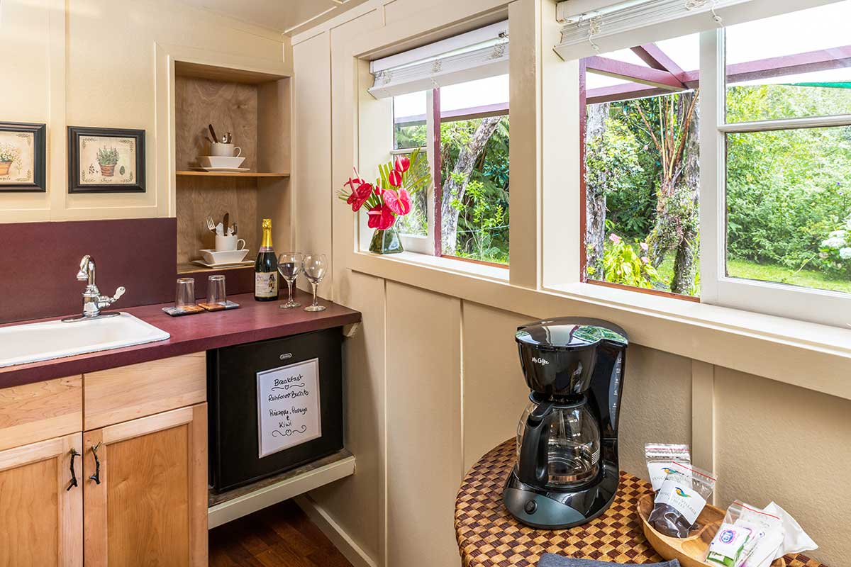 Private Cottage, 1 mile to Volcanoes Nat. Park - Photo 1