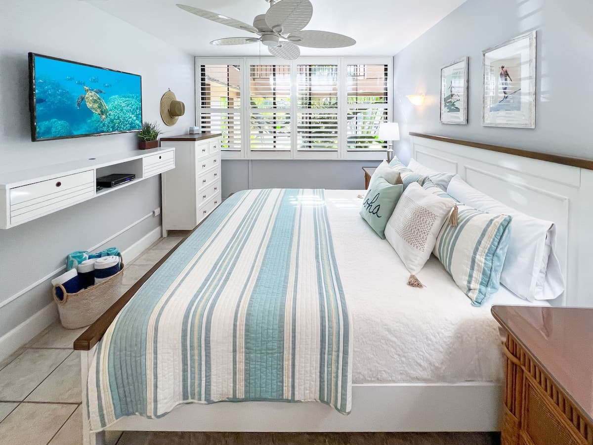 Condo in Kihei · ★4.81 · 1 bedroom · 2 beds · 2 private baths - Photo 3