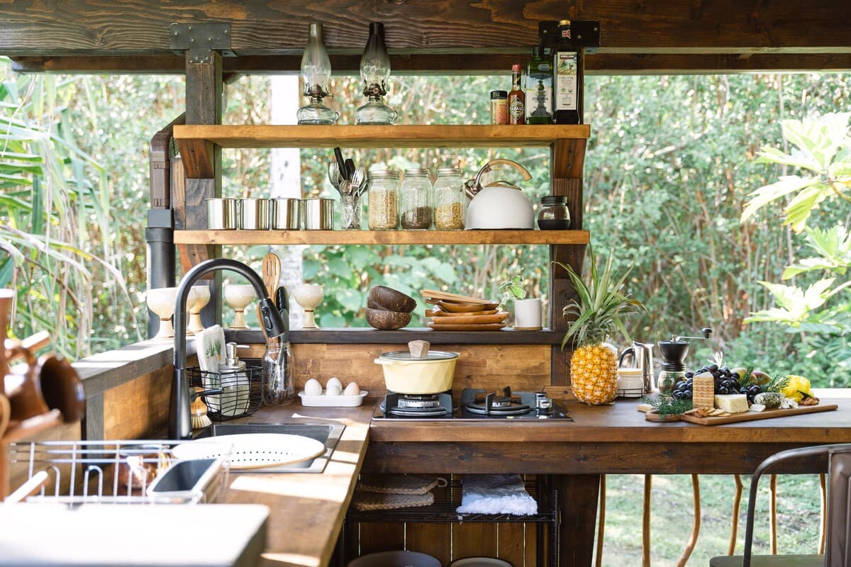 Cabin in Pahoa · ★4.96 · 1 bedroom · 4 beds · 1 private bath - Photo 5