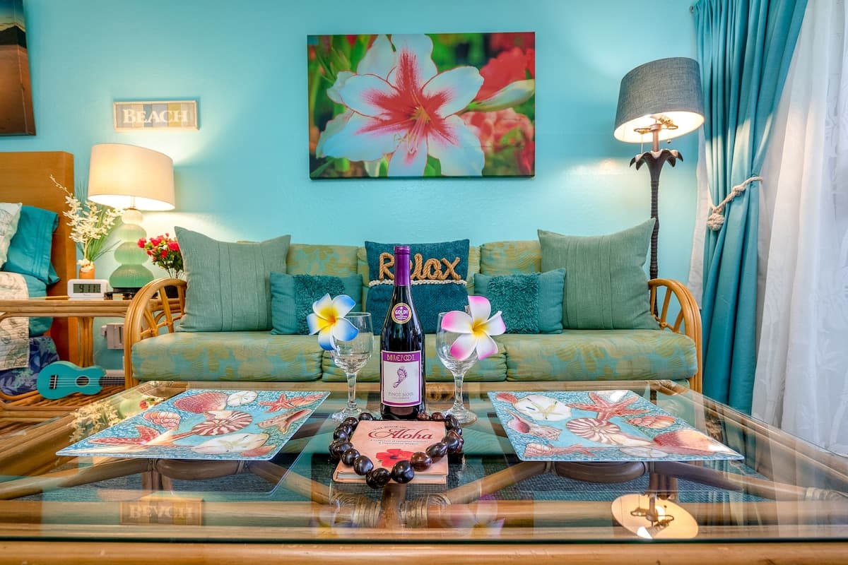 Condo in Kihei · ★4.92 · Studio · 2 beds · 1 private bath - Photo 4