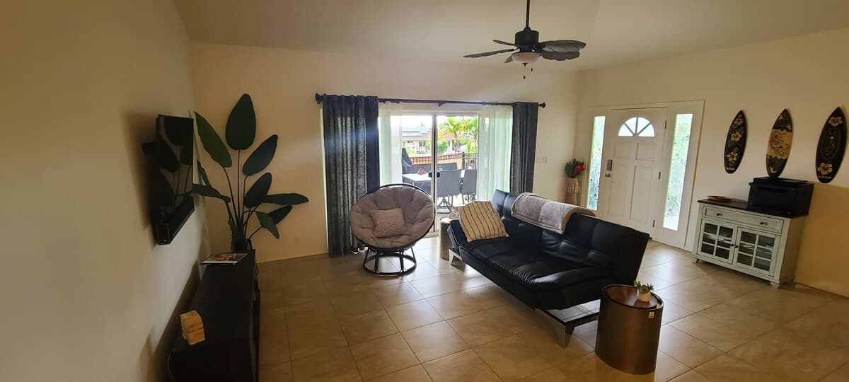 Home in Kailua-Kona · ★4.85 · 3 bedrooms · 4 beds · 2 private baths - Photo 1