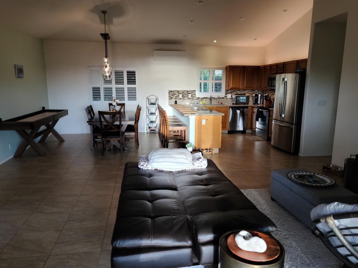 Home in Kailua-Kona · ★4.85 · 3 bedrooms · 4 beds · 2 private baths - Photo 2