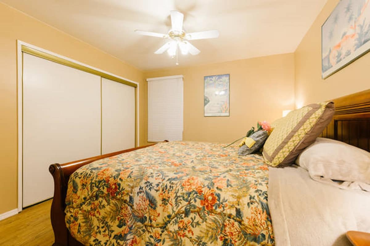 Seaside Home with 2 King Beds, Pet-Friendly - Photo 5