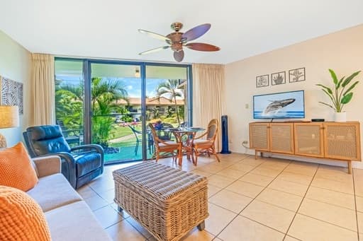 Condo in Kihei · ★4.84 · 1 bedroom · 2 beds · 1 private bath - Photo 5