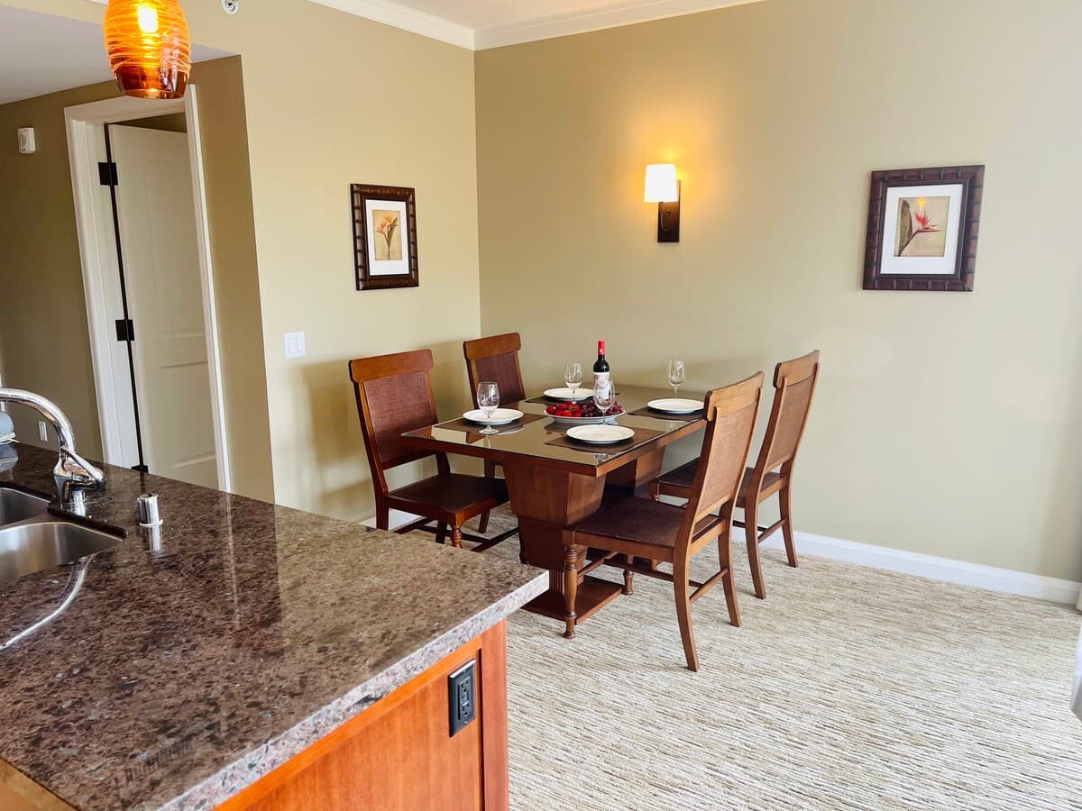 Condo in Lahaina · ★4.96 · 2 bedrooms · 3 beds · 2 baths - Photo 5
