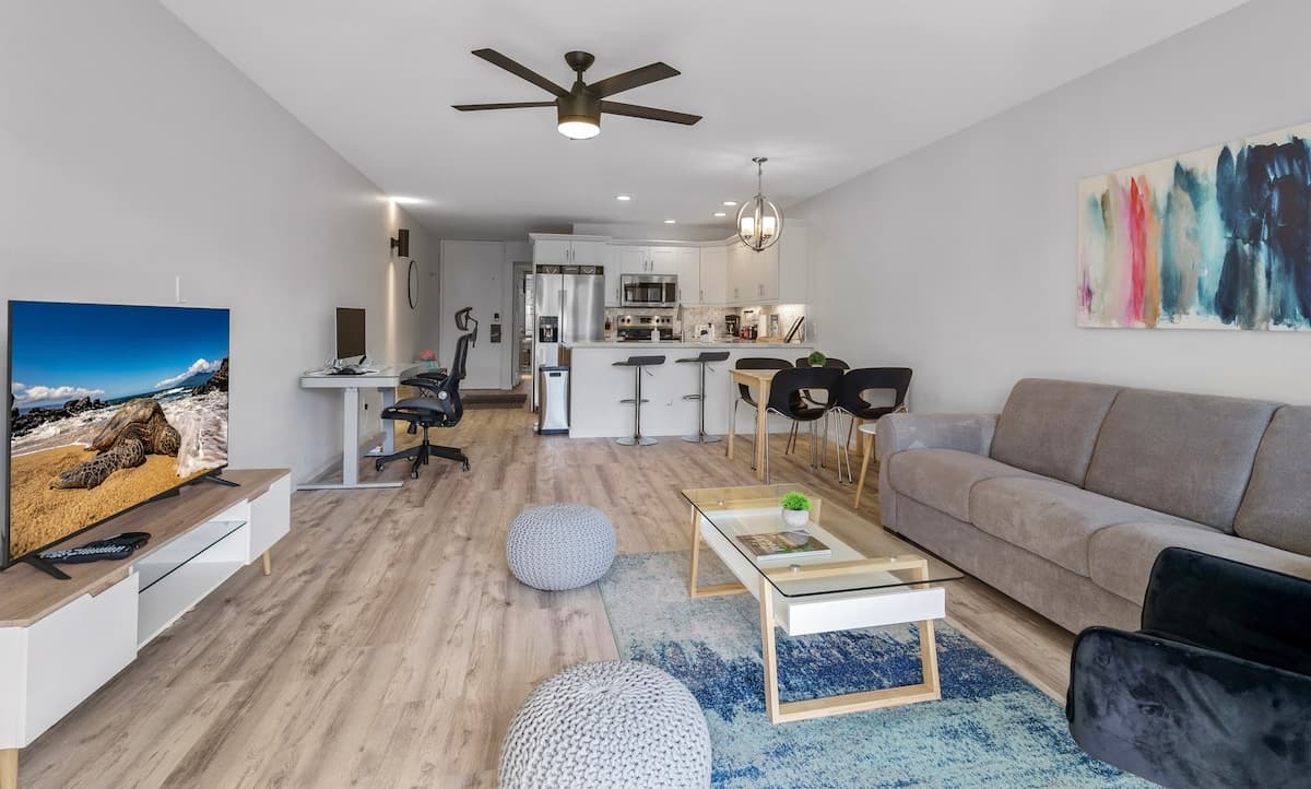 Condo in Kihei · ★4.87 · 1 bedroom · 2 beds · 1 private bath - Photo 4