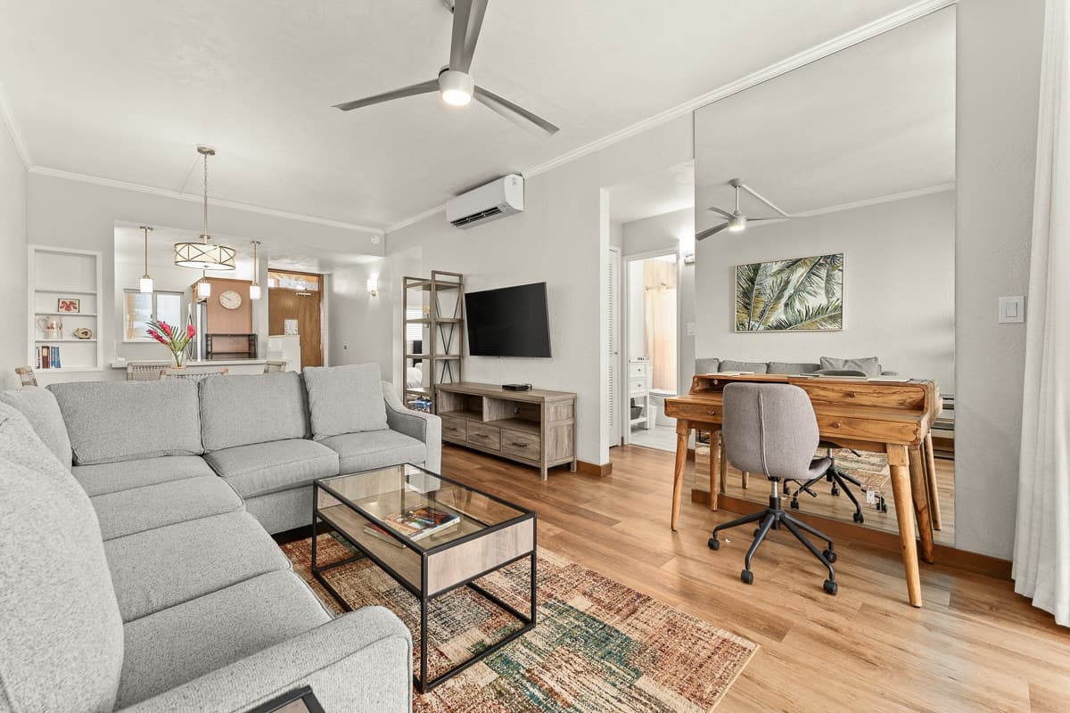 Condo in Kihei · ★4.9 · 2 bedrooms · 4 beds · 2 baths - Photo 3