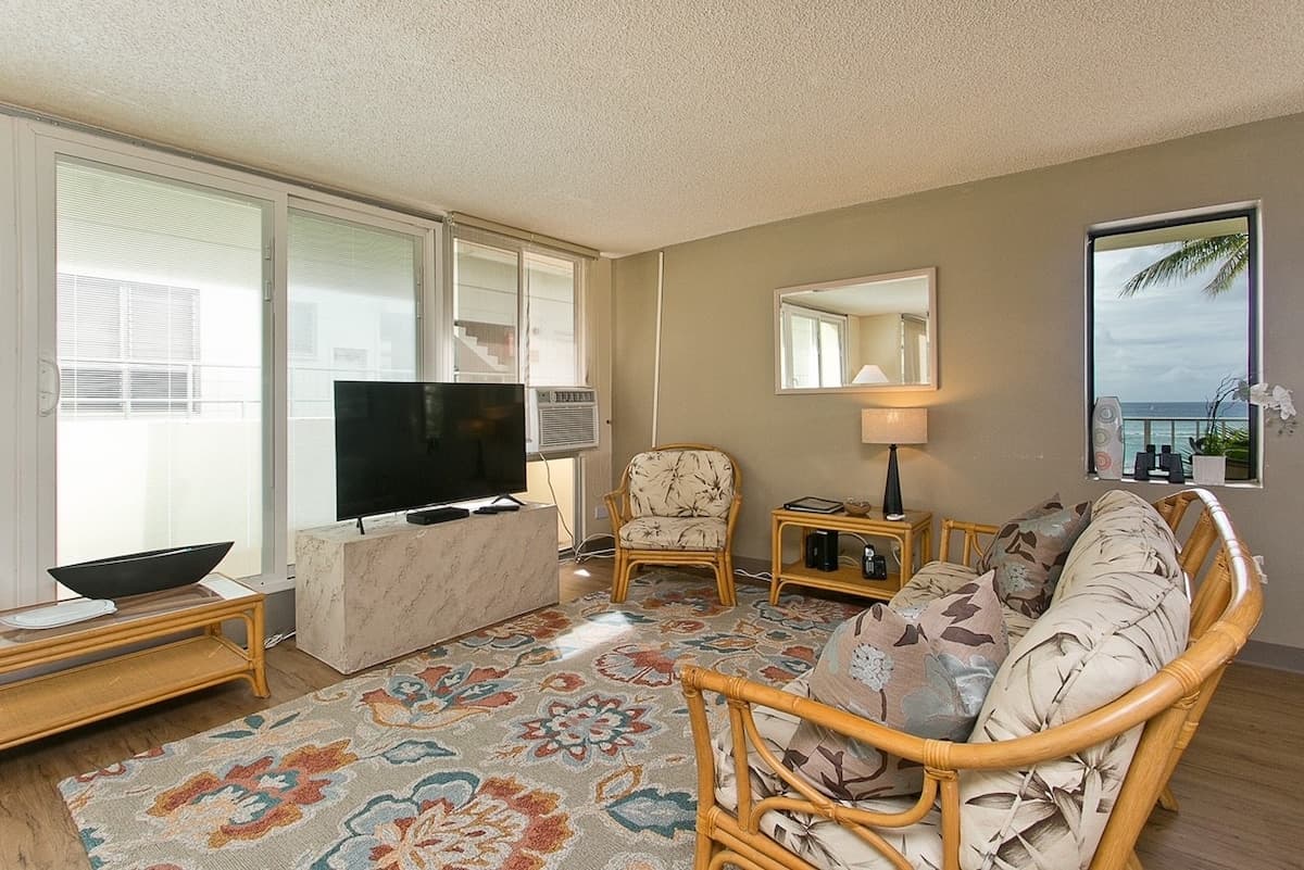 DHBH 501 Oceanfront Lanai Condo - Sleeps 4 - Photo 4