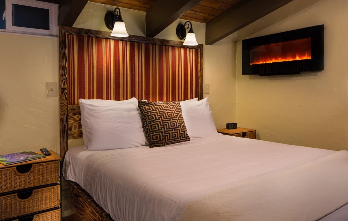 Nature lodge in Volcano · ★4.86 · 1 bedroom · 1 bed · 1 private bath - Image 33