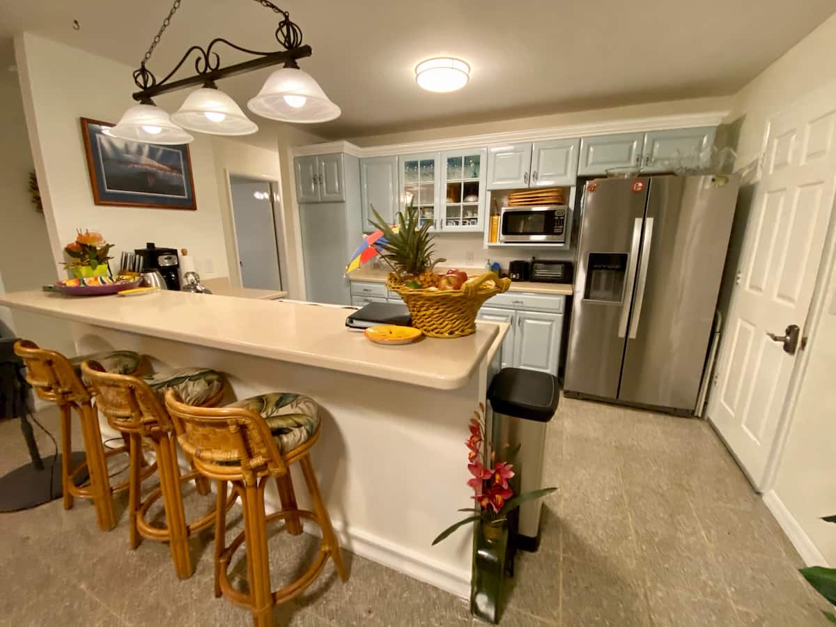 Home in Kailua-Kona · ★4.93 · 3 bedrooms · 3 beds · 2 private baths - Photo 3