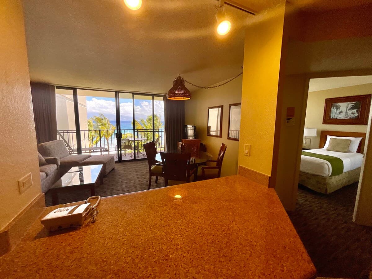 Condo in Lahaina · ★4.95 · 2 bedrooms · 4 beds · 2 baths - Photo 3