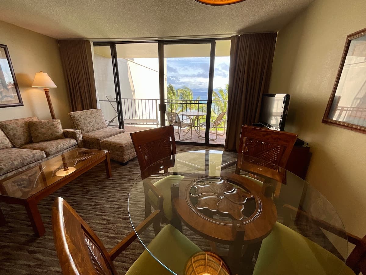 Condo in Lahaina · ★4.95 · 2 bedrooms · 4 beds · 2 baths - Photo 2