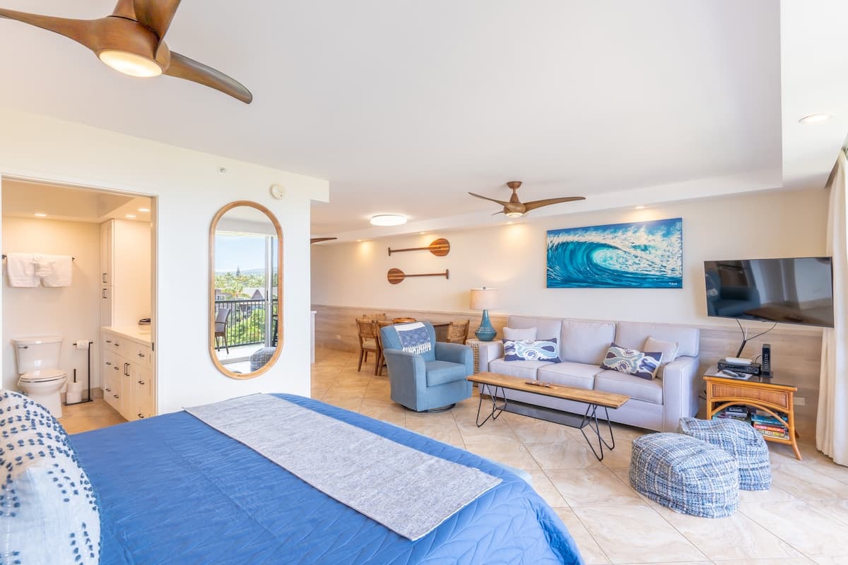 Condo in Kihei · ★5.0 · 2 bedrooms · 2 beds · 2 baths - Photo 5