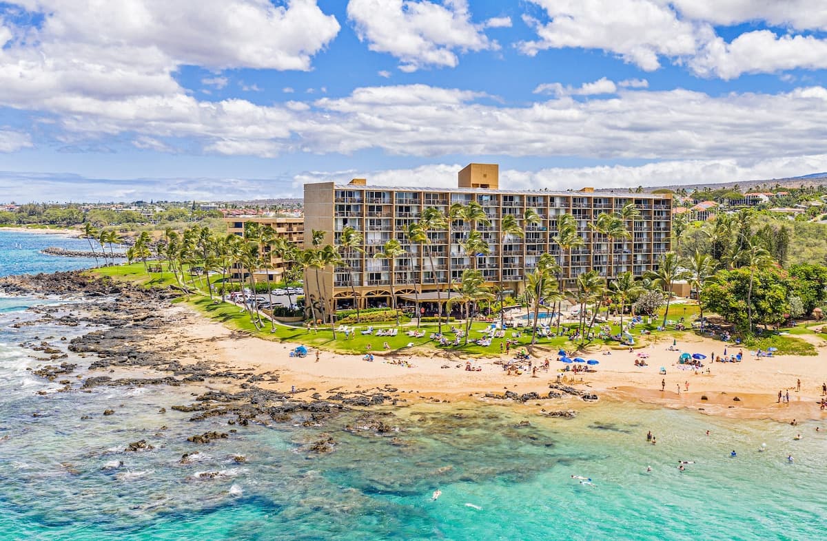 Condo in Kihei · ★5.0 · 2 bedrooms · 2 beds · 2 baths - Photo 1