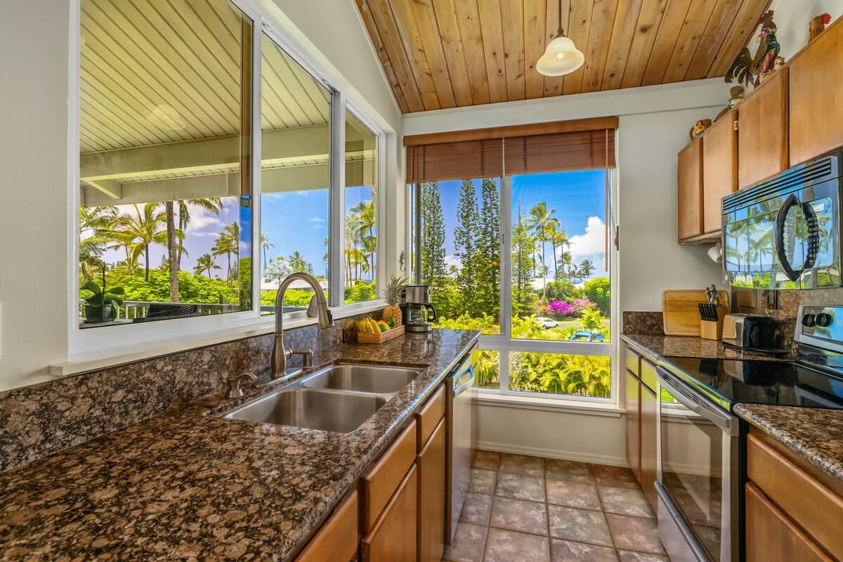 Condo in Princeville · ★4.83 · 2 bedrooms · 3 beds · 2 private baths - Photo 5