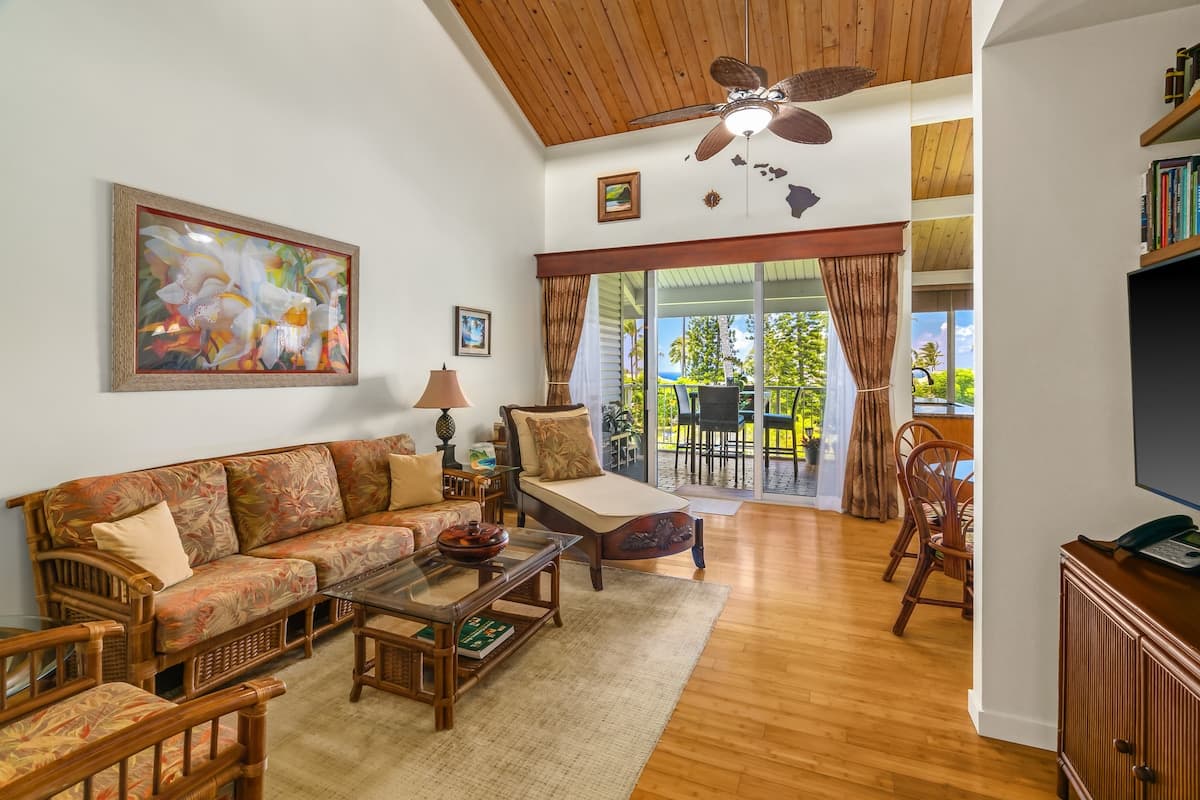 Condo in Princeville · ★4.83 · 2 bedrooms · 3 beds · 2 private baths - Photo 1