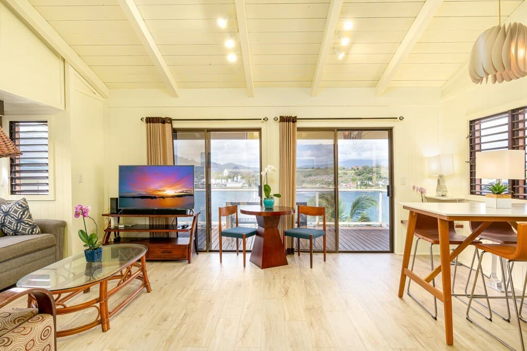 Condo in Lihue · ★4.54 · 1 bedroom · 2 beds · 1 bath - Photo 2