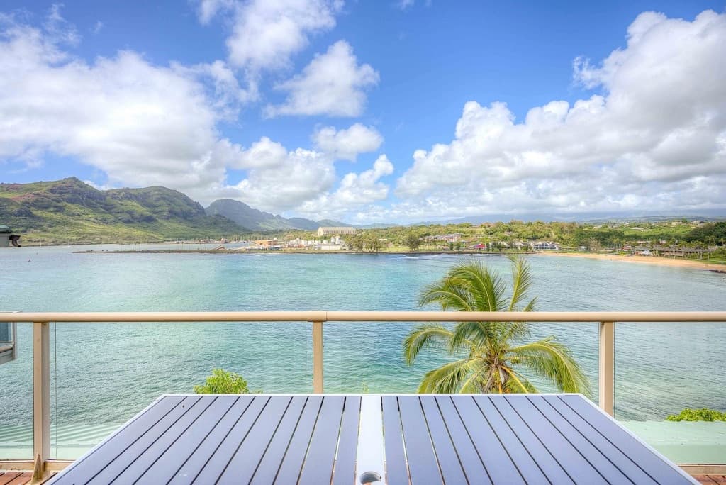 Condo in Lihue · ★4.54 · 1 bedroom · 2 beds · 1 bath - Photo 1