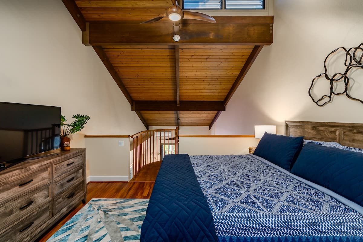 Condo in Kihei · ★4.98 · 2 bedrooms · 4 beds · 2 private baths - Photo 2