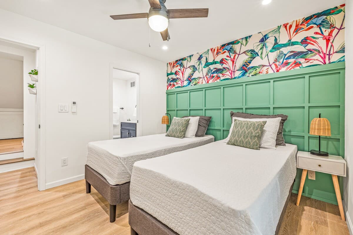 Condo in Kihei · ★4.97 · 2 bedrooms · 4 beds · 2 private baths - Photo 2