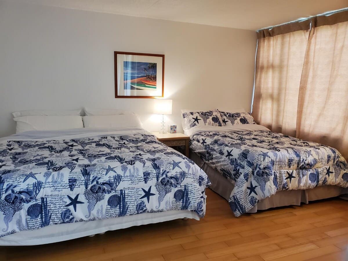 Condo in Honolulu · ★4.65 · 1 bedroom · 3 beds · 1 shared bath - Photo 4