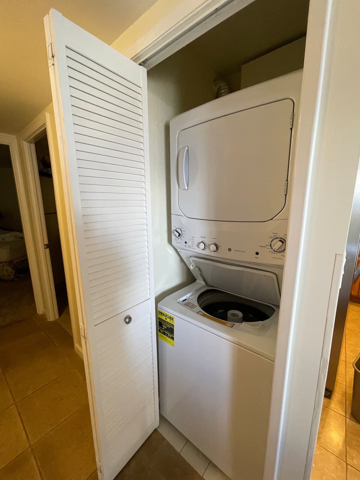 Condo in Lahaina · ★4.82 · 2 bedrooms · 3 beds · 2 baths - Photo 5